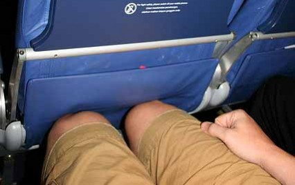 airline-seat-cramped1-426x268